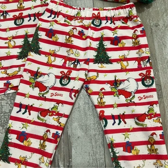 Sweet Southern Smocks Toddler Dr. Seuss Grinch 2-Piece Pajamas Size 2T - Picture 2 of 7